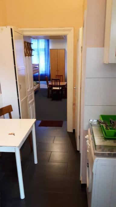 Simple Apartment 10 Minutes To Downtown Vienna Exterior photo
